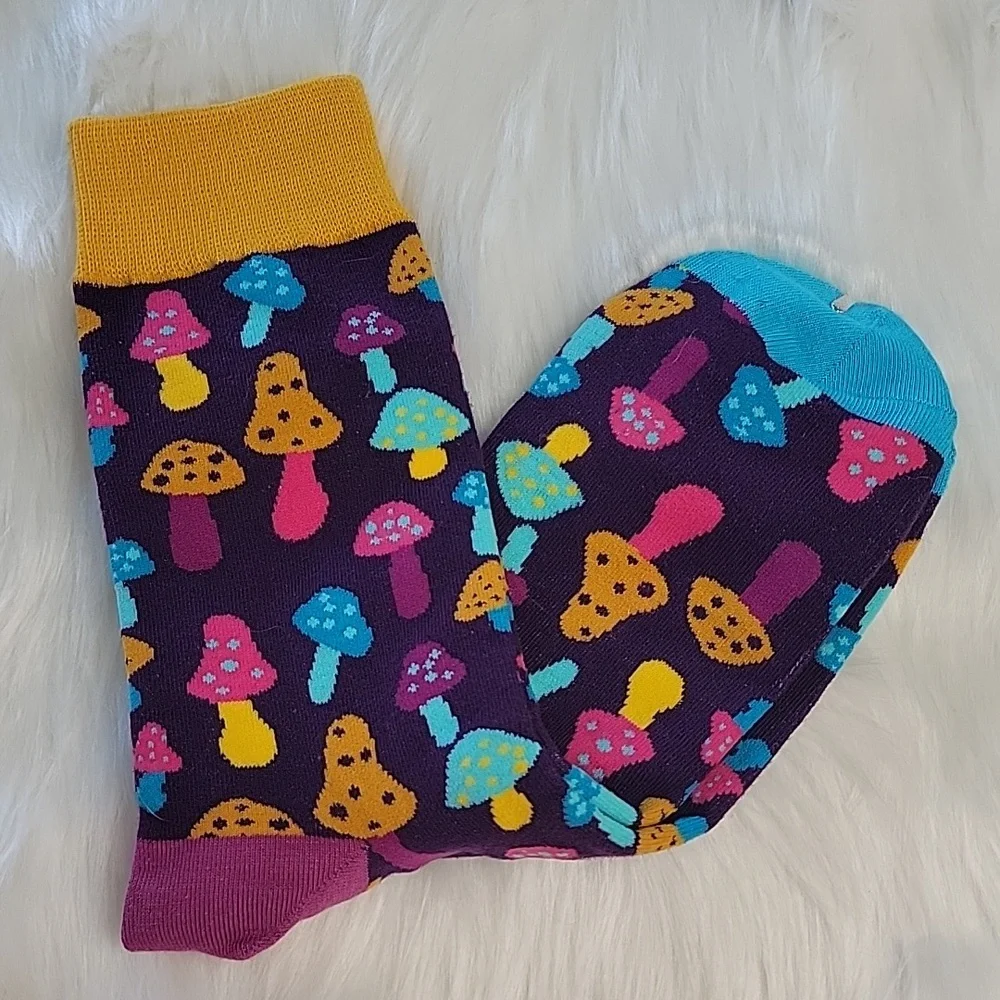 UNBRANDED‎ Mushroom Printed Colorful Boho Cottage Novelty Retro Fun Crew Socks